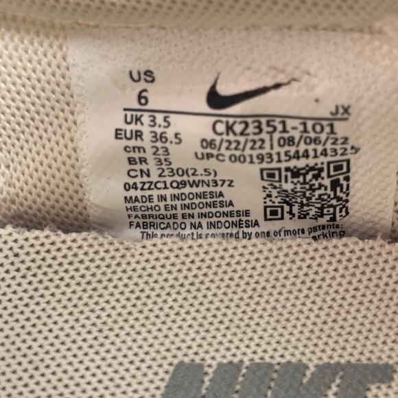 Nike Daybreak Women’s Size 6 White Suede Gum Running Sneakers Casual Shoes GUC - Picture 9 of 9